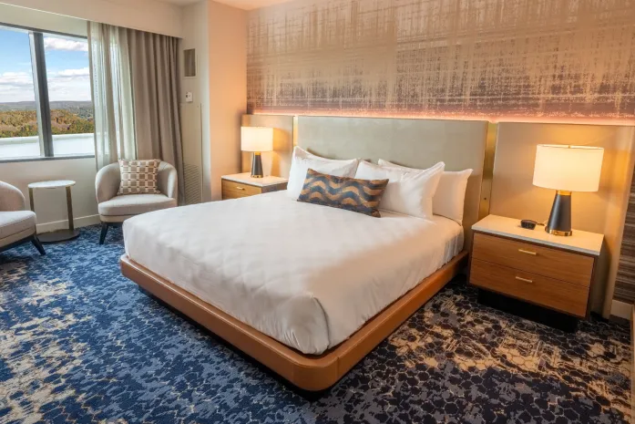 Fox Tower Deluxe King